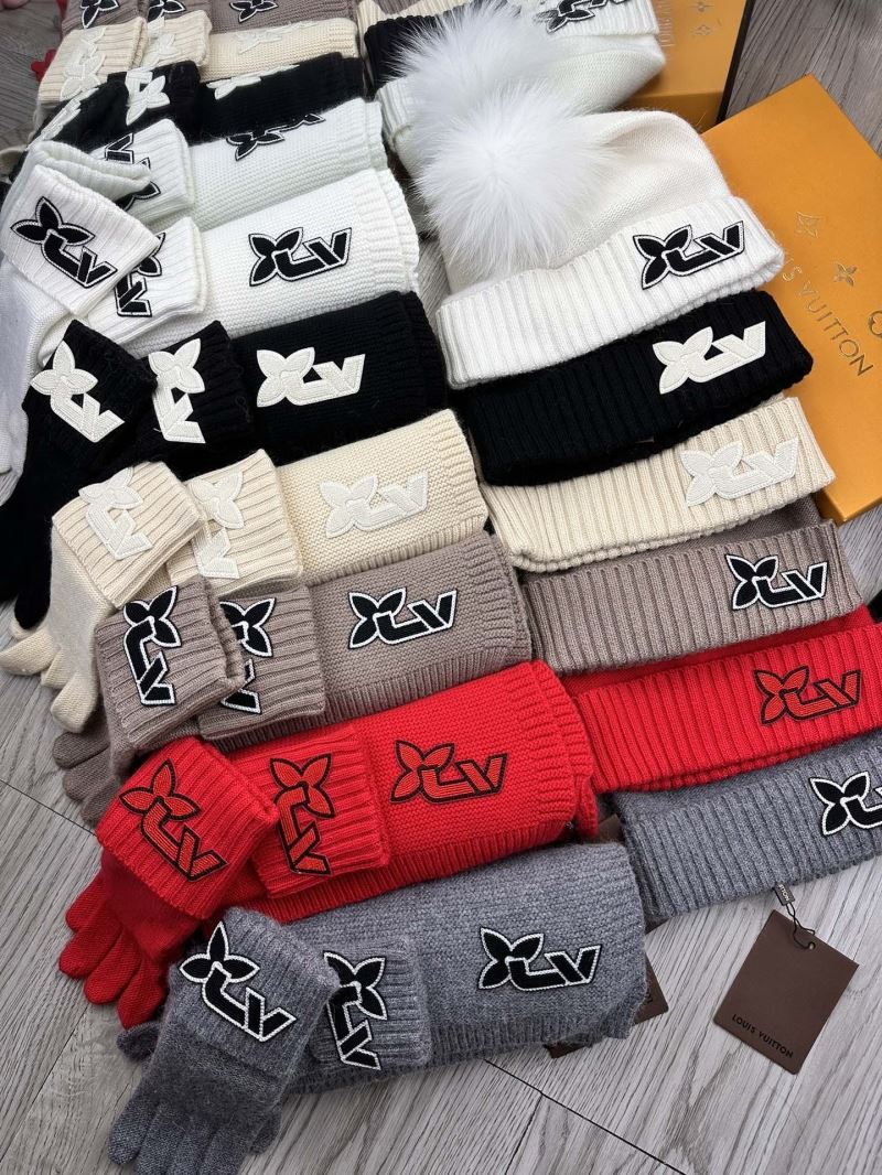 Louis Vuitton Caps Scarfs